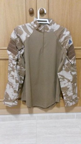 Camisa de combate britanica. Talla L. Usada. en perfecto estado. Sin roturas ni desgaste.

25 envio correo 00