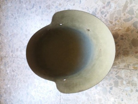 Casco español m1926 sin interior 
30 euros 
10 euros gastos de envío 00