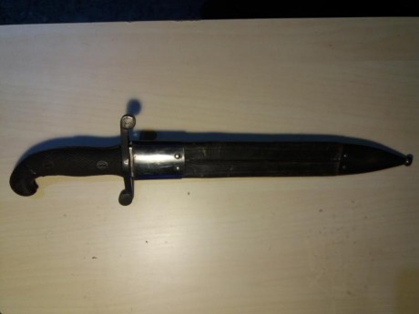 Machete 1907 en buen estado como se aprecia en las fotos
Precio 160€ gastos incluidos 02