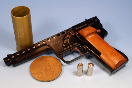muy buenas.............

mi intencion es abrir un post en donde cada uno pueda poner el arma que le parecza 170