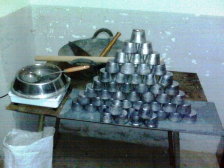 Vendo Hornillo Lee Pro 4-20. Nuevo.

En Izquierdo vale 88.02€
 http://img819.imageshack.us/img819/1456/hornilloleepro420.jpg 41