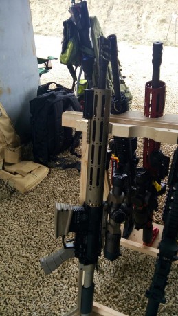 Aunque hay un hilo muy bueno sobre carabinas tácticas del 22,   https://www.armas.es/foros/rifles-y-carabinas-de-precision/muestra-tus-carabinas-tacticas-del-22-l-r-905297, 20