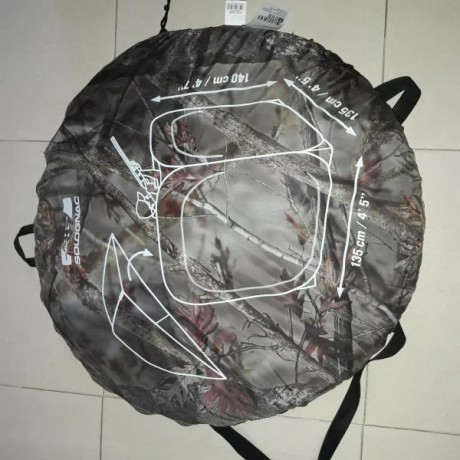 Se vende puesto de caza del decathlon nuevo a estrenar .
PVP  70 € 00