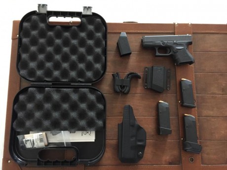 HOLA, vendo glock, 26, 4ª generación, guiada en A. calibre 9x19 mm.
La compre nueva en junio y tiene 25 02