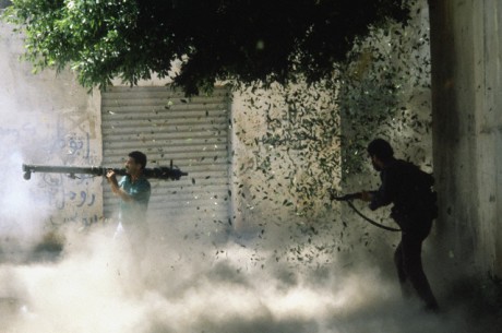tanto discutir de tanques y autoametralladoras...

y luego resulta, ¡que no hacen falta!

¡¡¡las fotos 01