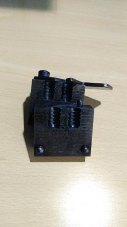 Vendo piezas originales nuevas para recalibrador engrasadora.

 

Se vende también por separado,gastos 01