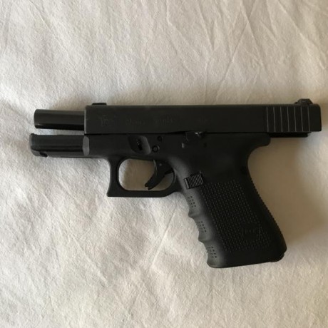 Nueva, desconector y muelles cambiados.

450 € el arma está en Madrid. 00