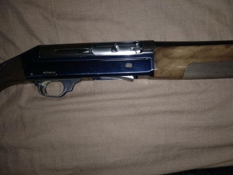 Vendo Benelli premium superligera, funciona a la perfeccion pero con marcas de uso, es la version superligera 01