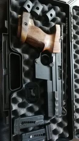 Se vende Hammerli 280 calibre 22, en perfecto estado, sin problemas de mecanizado y sin interrupciones.
Va 01