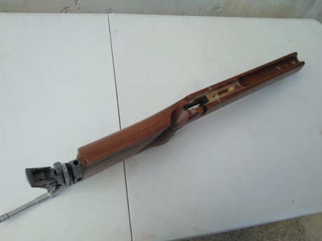 Buenos días a todos,

   VENDIDA!!!!!   ....se puede cerrar 

Vuelvo a poner en venta la carabina de precisión 51