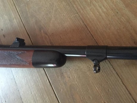 Pongo a la venta para financiar otro proyecto un rifle Sako L61R en el calibre 300 H&H. El rifle está 12