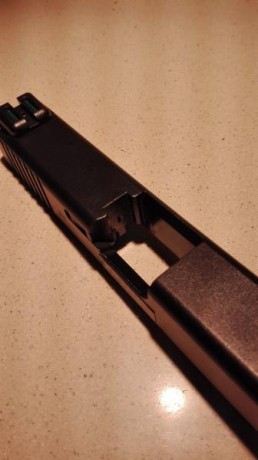 Cambio Glock 26 Gen3 con miras de fibra Truglo más las originales, dos cargadores de 10 y 12, retenida 00