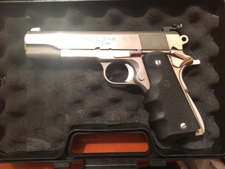 En venta Pistola Springfield Armory de acero inoxidable en calibre 9mm con pocos disparos. 
Se encuentra 01