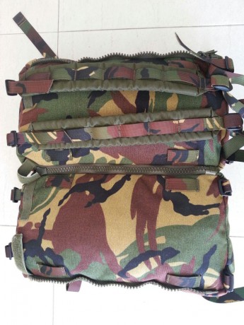 Vendo estos dos bosillos laterales de la mochila ALPINE LOWE STING, estan en perfecto estado y son dificiles 10