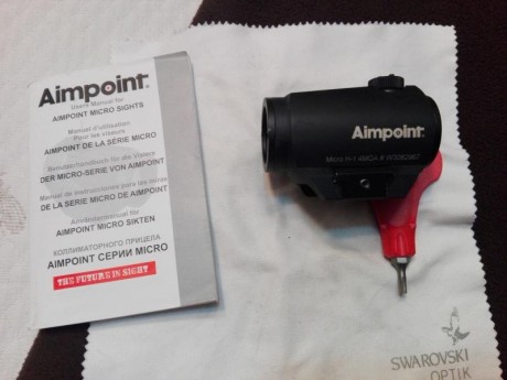 Hola a todos..

Un compañero de batidas,me pide que le anuncie este Aimpoint para su venta.
Es un H1 de 02