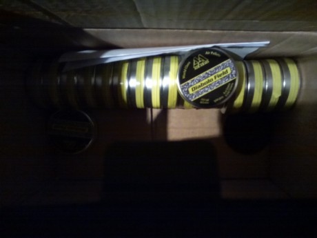 17 latas de balines AA field.
4.52.

8€ cada lata.

Gracias. 10