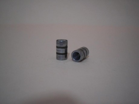 Puntas calibre 311/ 312/ 313 de 98 grains, wadcuter base hueca y dos ranuras de engrase. Calidad match.
Dispongo 01