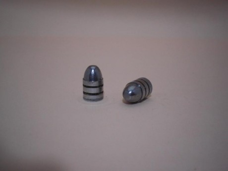 Puntas calibre 311/ 312/ 313 de 98 grains, wadcuter base hueca y dos ranuras de engrase. Calidad match.
Dispongo 11