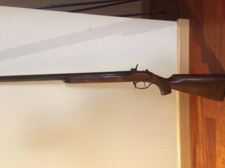 Hola,

Vendo (por falta de uso...) mi magnífico rifle Gibbs de Pedersoli en calibre .45.

Está impecable 02
