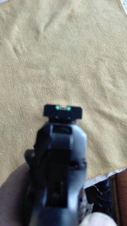 Se vende pistola tamfolio Silver team 9 mm parabelun por dejar afición. La pistola no da interacciones, 12