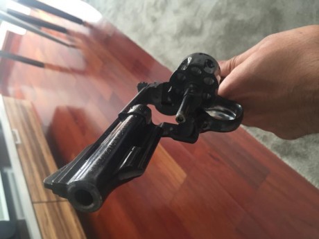 Buenas tardes.
Pongo en venta un revolver llama Comanche del 38 especial de 4 pulgadas.
Me lo transfirieron 00