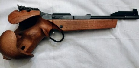 Se vende pistola libre Walther FP.
Estado impecable.
Está el Lugo. Interesados contactar directamente 00