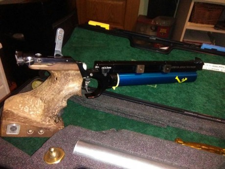 Muy buenas chavales!!!! Pongo en venta mi pistola marca Steyr, Mod. Lp10 en buenas condiciones, ligeramente 10