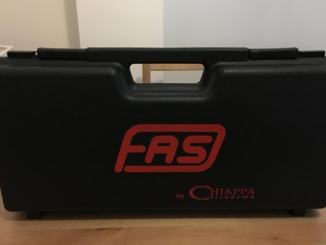 Vendo Pistola de aire comprimido FAS 6004, comprada en 2017 y con poco uso. Empuñadura anatómica talla 22