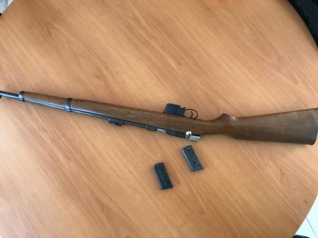 Cambio esta carabina Destroyer 9mm Largo, año 1959. Estado muy bueno, pavonado mecanismos y madera (ligeras 01