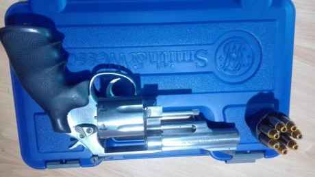 Vendo revolver s&w modelo 620. Precio 500 euros portes incluidos. El arma se encuentra en Asturias 10