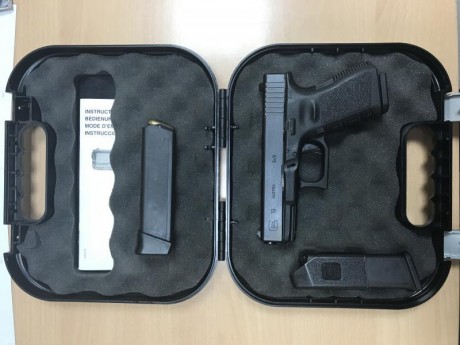 Vendo Glock 19 Gen3, en perfecto estado ni un arañazo o marca en armazón o piezas de acero, no más de 00