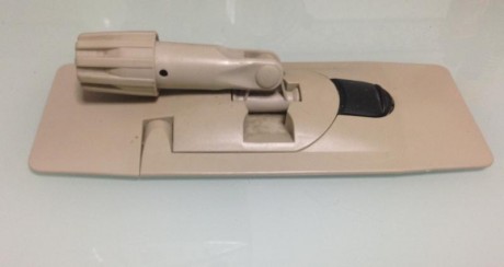 Hola. Vendo cañón con plataforma de base maciza de hierro fundido cuya finalidad no tengo ni idea. El 100