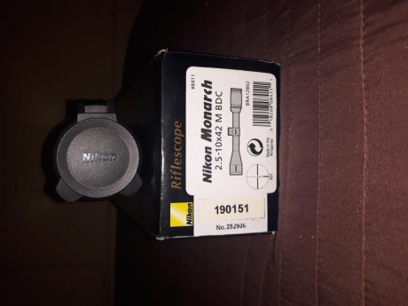 Se vende visor nikon monarch 2.5 -10 * 42 de pulgada reticula BDC con poco uso con anillas UTG de desmontaje 12