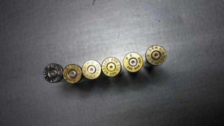 Se cambian vainas del 30-06,  7m  win mag , 270    de un solo disparo y pasadas por la tumbler, por vainas 01