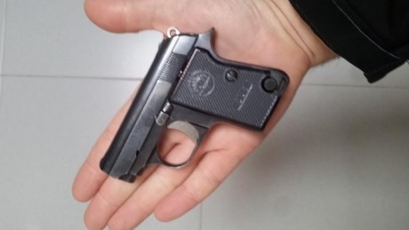 Feliz año y buenos días a todos. Busco pistola del 7,65 para guiar con "A". No importa marca 10