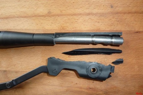 Hola compañeros, a ver si alguno me puede ayudar. Tengo que desmontar el cañon a una gamo shadow 640 y 110