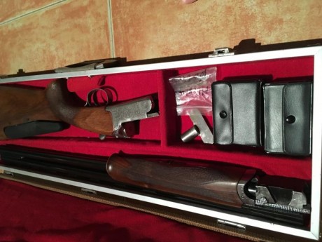 Hola, vendo aramberri modelo master con culata de zurdo, lomo regulable, 71 cm. de cañón y choques en 00