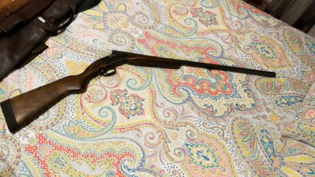 Marca baikal
Call 12
Uña extractora
Se entrega con funda

Muy poco uso, no llega a una caja de cartuchos, 00