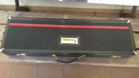 Vendo este maletin de lujo dd la marca browning. Para cualquier b25, b425,b525,. Etc. 

Precio 200 eur 00