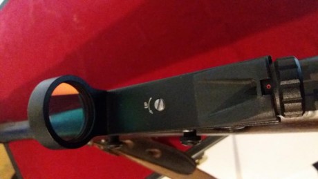 Visor de punto rojo marca ATN,  tiene distintas retículas y 11 puntos de intensidad. 
Se instala sobre 02