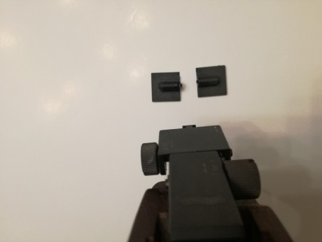 Hola a todos.
Pongo a la venta mi Walther LP300 con dos bombonas, caducadas, manual y herramientas.
La 10