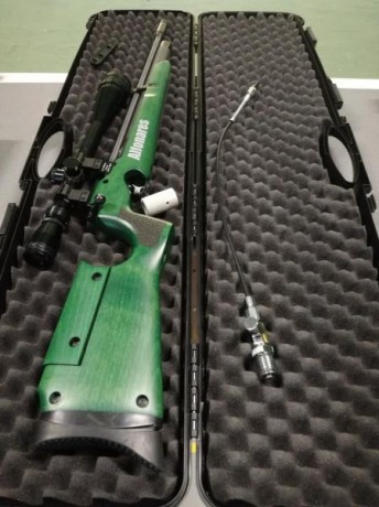 Hola a todos.
Vendo una carabina pcp CZ 200S GREEN con un visor TASCO WORLD CLASS 8-32x44 TS.
La compré 02