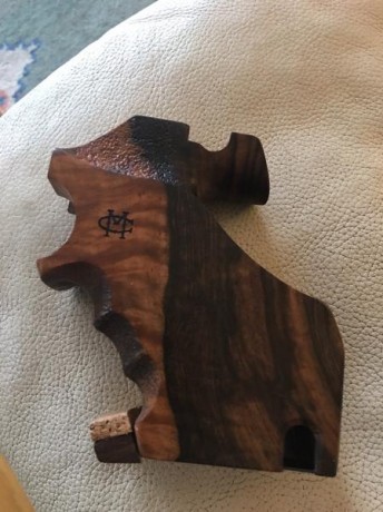 Hola compraría una cacha morini para una 162 EI de una sola pila talla M ,dispongo de una talla L por 51