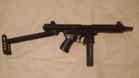 Buenas,

Vendo subfusil Star Z-70B inutilizado. 
Calibre 9mm pb.
Ejercito de tierra
Inutilizacion nueva 00