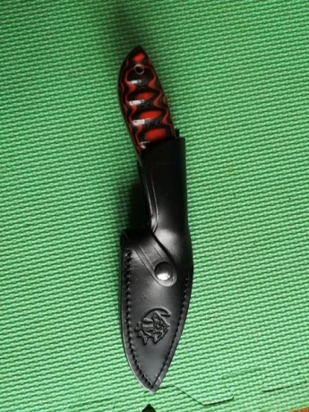Vendo cuchillo español de la marca J&V nuevo y en perfecto estado.

Caracteristicas:
-Acero: MV-58
-Hoja: 01