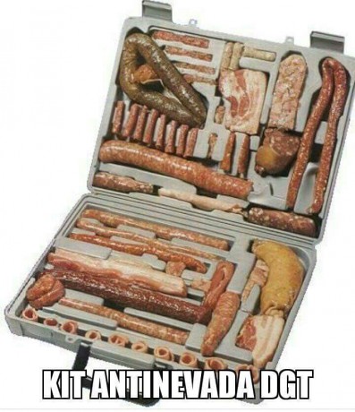 ¡Muy buenas a todos!

Estaba dando un paseo por el foro, cuando me he dado cuenta de que no había un hilo 160