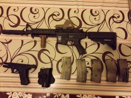 vendo mi m4 de g&g con algunos extras como el motor de altas revoluciones goma del hop-up magpul cañon 01