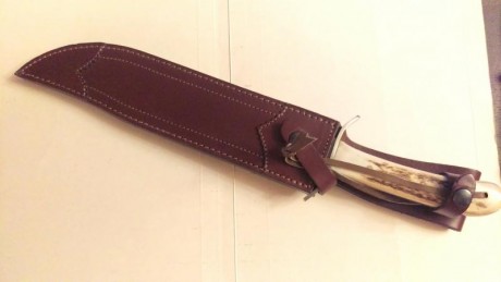 Cambio estos cuchillos. Me interesan cuchillos cudeman , j&v  u otros. También navajas tácticas o 80