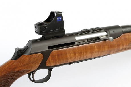 Hola buenas.... me surge una duda. 

Tengo un Sauer 303 con un Holografico Zeiss Compact Point... yo lo 00
