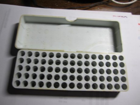 VENDIDAS.  Gracias.

A las buenas:
Limpiando historias, vendo 14 cajas de municion ""Vacias"" 00